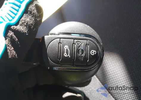 2019 Mini Countryman Cooper z USA, uszkodzony, nr VIN WMZYS7C57K3F46618